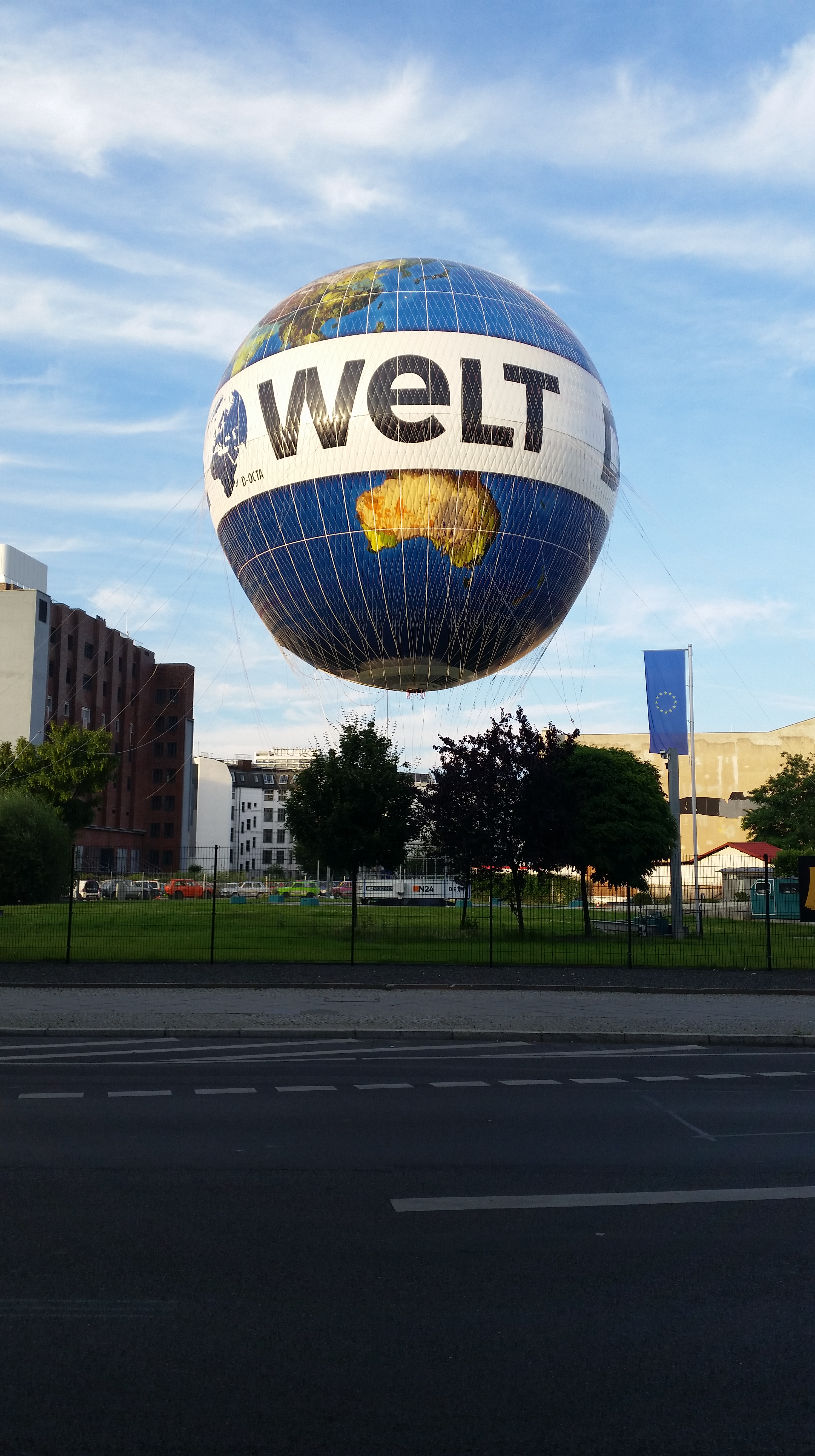 Berlin Welt Globe